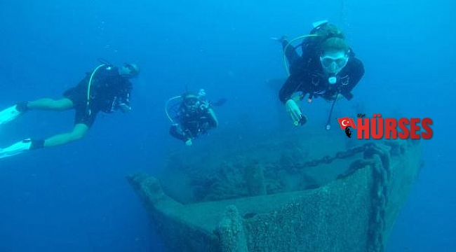 Turistik dalış noktalarına temizlik dalışı