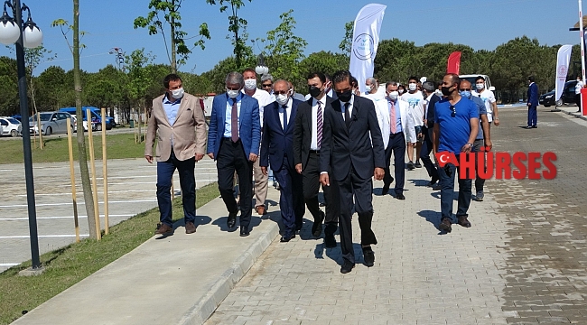"Manavgat'ın denizle arasındaki engelleri kaldırdık"