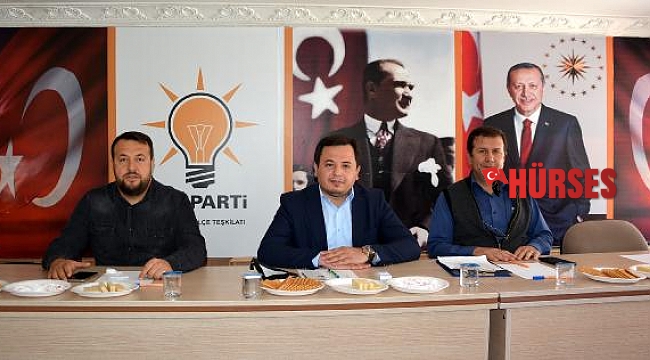 AK Parti'de mahalle başkanları toplantısı