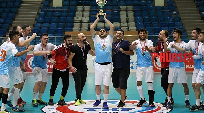 ALKÜ hentbol takımı 1'inci lige yükseldi