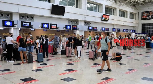 Antalya'ya 5 ayda 747 bin turist geldi