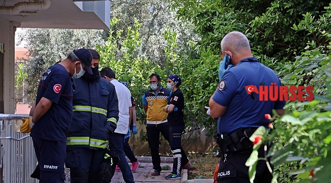 Apartmandan gelen gaz kokusu polis ve itfaiyeyi alarma geçirdi
