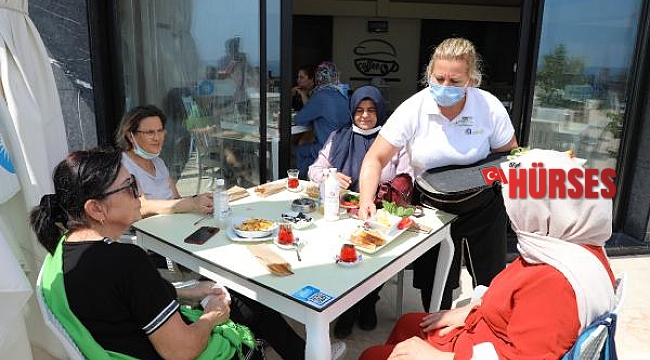 Atatürk Parkı EKDAĞ Sosyal Tesisi'nde lezzet keyfi