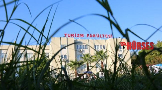 AÜ Turizm Fakültesi'nden uluslararası başarı