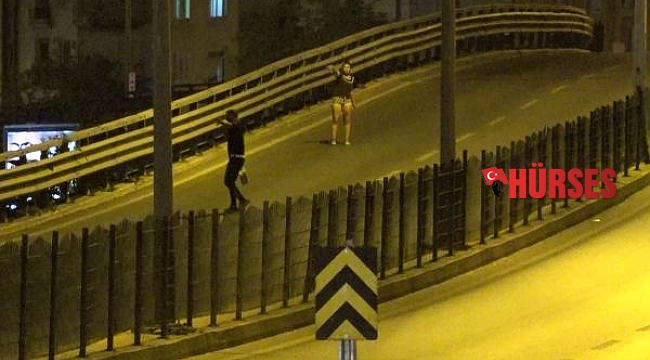 Bekçilerden kaçarken trafiği birbirine kattı