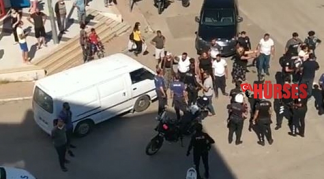 Çocuklar arasında çıkan tartışma tekmeli sopalı kavgaya dönüştü