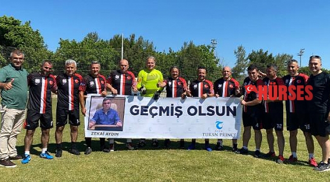 Covid-19 tedavisi gören arkadaşları için oynadılar