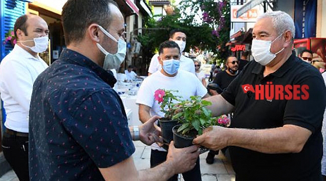 Kapanış saatleri 24.00'e uzamalı