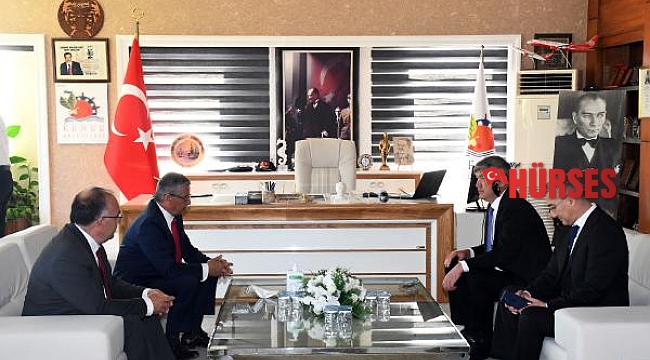 Kazakistan Büyükelçisi, Kemer Belediyesi'nde