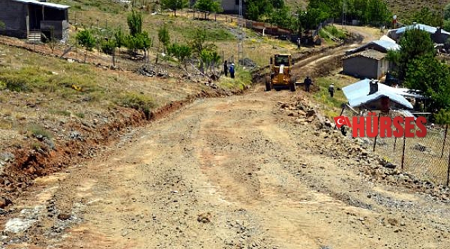 Manavgat Belediyesi'nden Hocalı Yaylası'na yol bakımı