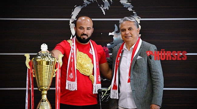 Okulu, altın kemerin sahibi oldu