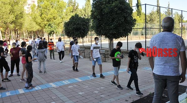 Sınav arası menüsü kek ile su