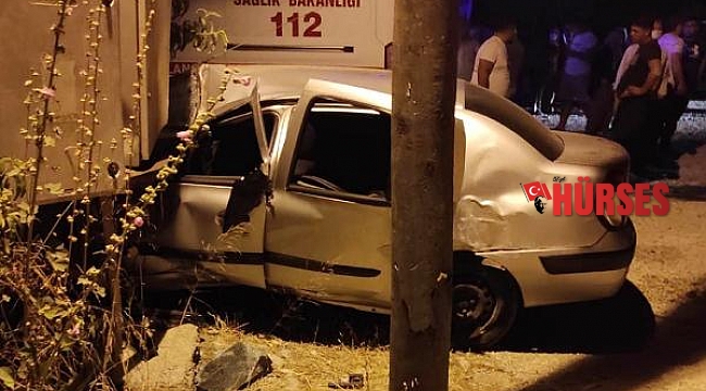 Trafoya çarpan otomobildeki 3 kişi yaralandı