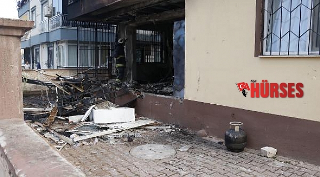 Yanan evdeki patlamalar mahalleliyi sokağa döktü