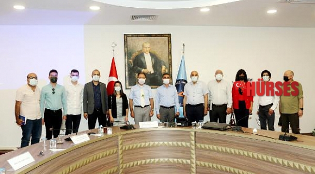 AÜ'de Sokak Hayvanları Çalıştayı