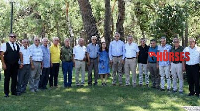 Başkan Esen, 'efsanelerle' buluştu