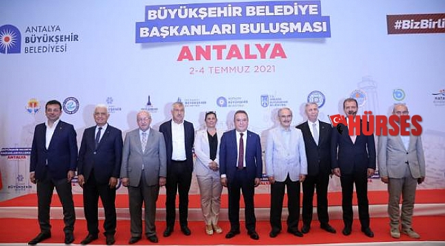 CHP'li başkanlar Antalya'da toplandı