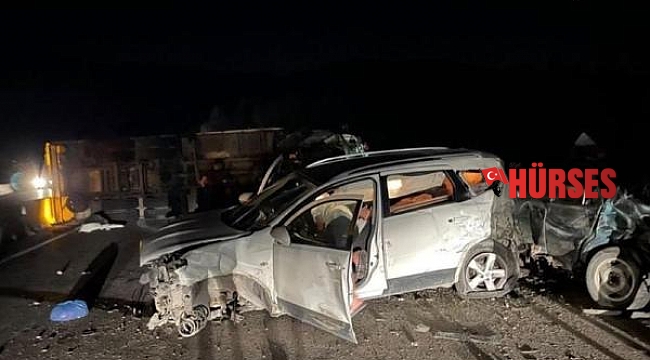 Freni boşalan kamyonu, araçlara çarpmamak için yan yatırdı: 5 yaralı