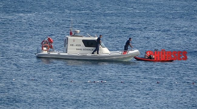 Kano ile denize açılan gençler, polisi alarma geçirdi