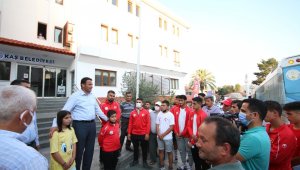 Kaş Belediyesi güreş takımı Edirne'ye uğurlandı