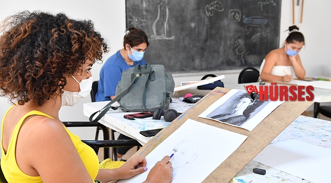 Konyaaltı'da yaz okulu 83 kursta 500 öğrenci ile yapılıyor