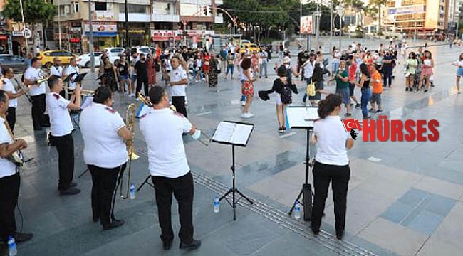 Müzik Şehrin Kalbinde