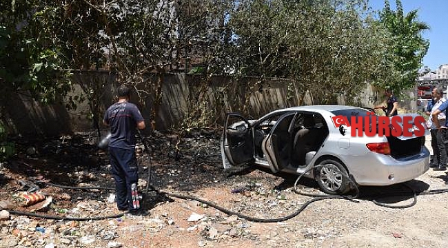 Otluk alandaki yangın maddi hasara neden oldu
