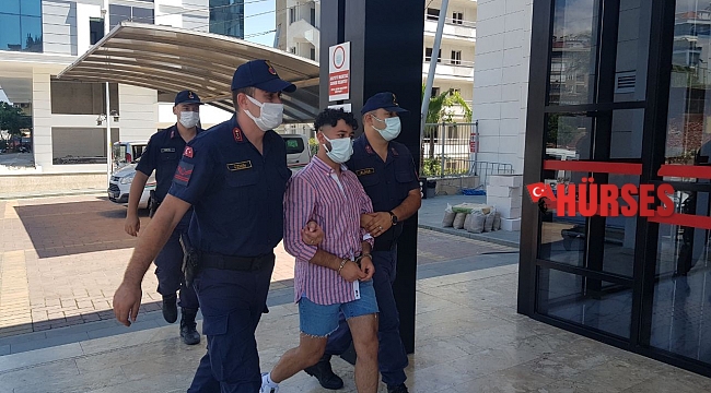 Otomobille çarptığı Polonyalı 2 turistin ölümüne sebep olan Alman uyruklu sürücü adliyeye sevk edildi