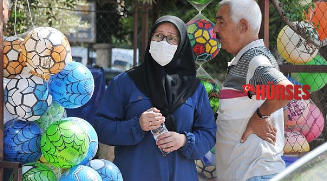 Pazar parasını kapkaççıya kaptırdı