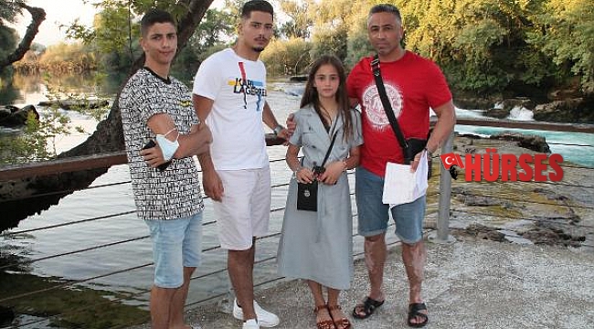 Sahte siteden rezervasyon yaptıran gurbetçi aile dolandırıldı