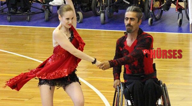 Tekerlekli Sandalye Türkiye Dans Şampiyonası Antalya'da yapıldı
