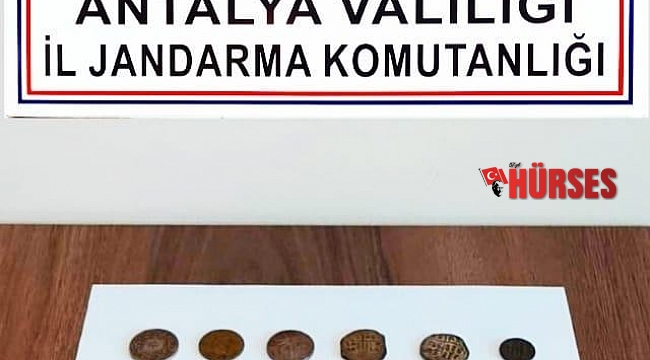 29 sikkeyi piyasaya sürmeye çalışan 2 şüpheli yakalandı