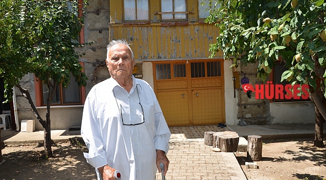 96 yaşındaki asırlık çınardan aşı çağrısı