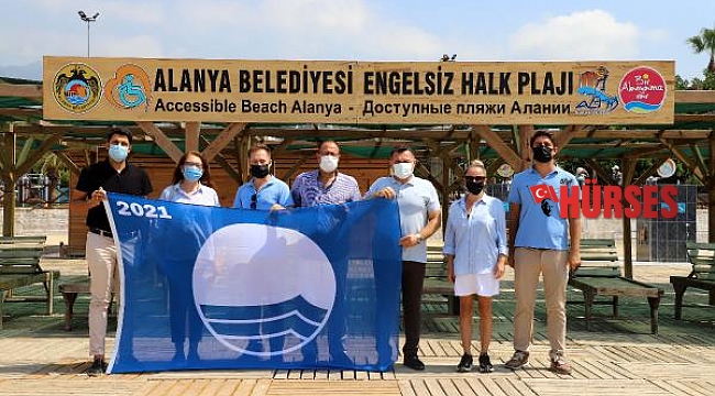 Alanya Belediyesi Engelsiz Halk Plajı'na mavi bayrak ödülü