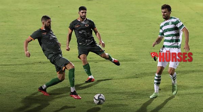 Alanyaspor ve Konyaspor, yanan ormanlar için sahaya çıktı