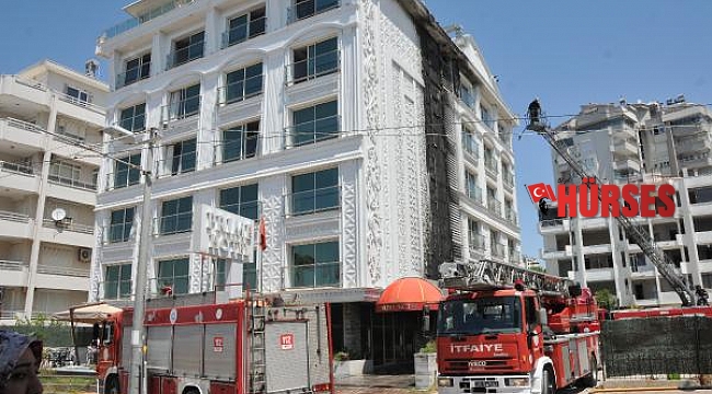 Antalya'da otelde yangın çıktı, müşteriler tahliye edildi
