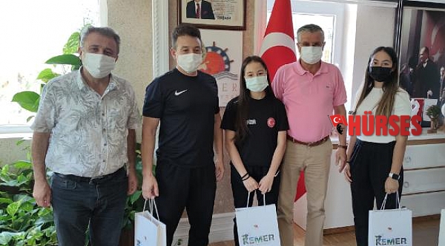 Avrupa üçüncüsü milli karateci Özdemir, Kemer Belediyesi'nde