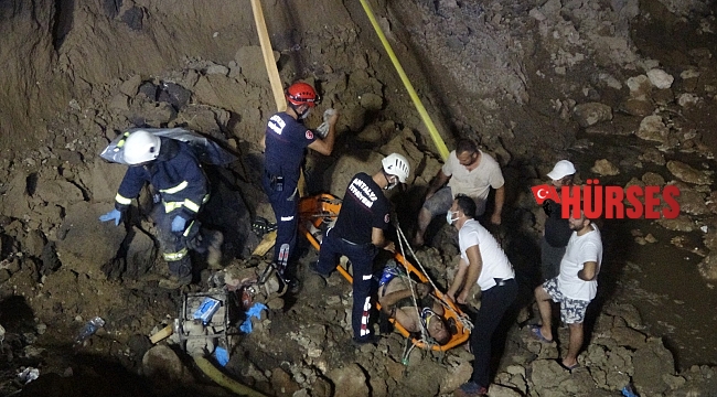 Çukurdan su tahliyesi yapan işçi toprak altında kaldı