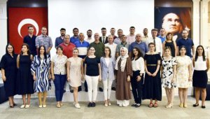 Gençleri geleceğe hazırlayacak eğitim kadrosu