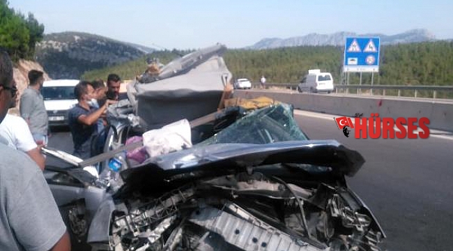 Korkuteli'de kaza: 4 yaralı