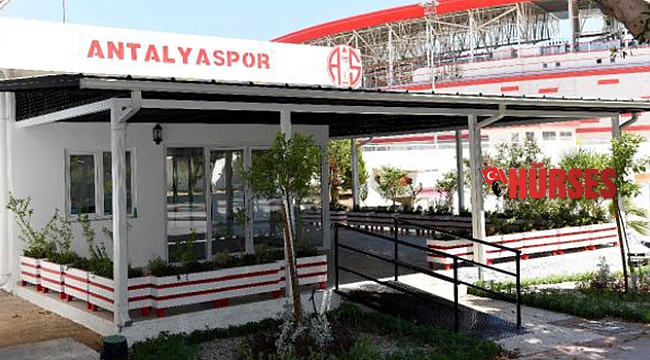 Muratpaşa'dan Antalyaspor taraftarına hediye