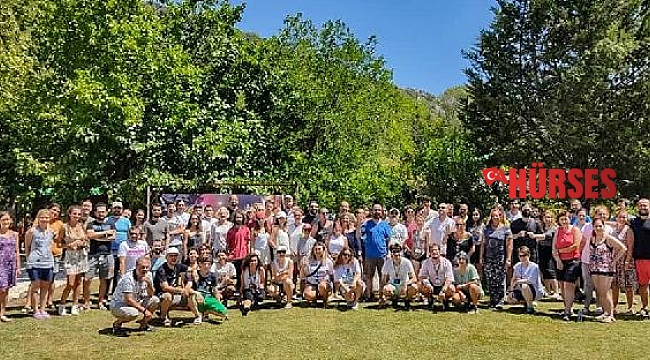 Olimpos, gökyüzü tutkunlarına ev sahipliği yaptı