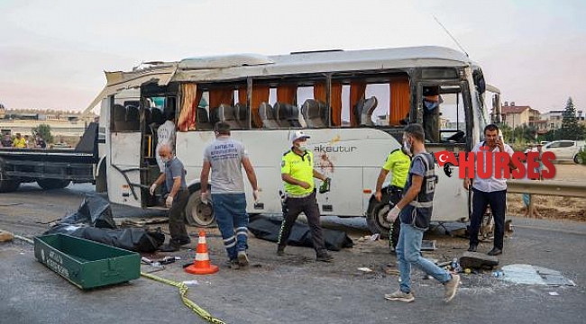 Tur midibüsü kazasında ölen turistlerin kimlikleri belirlendi