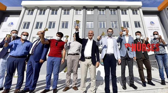 Antalya OSB Teknik Koleji&#039;nde ilk ders zili çaldı