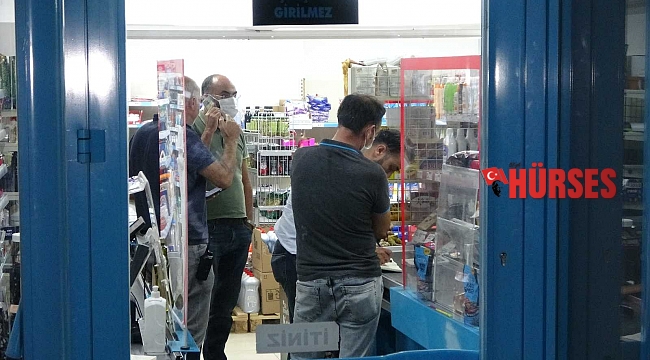 Antalya'da zincir market şubesinde maskeli silahlı soygun