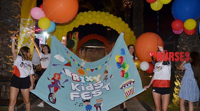 Çocuklar, Rixy Çocuk Festivali'nde eğlendi