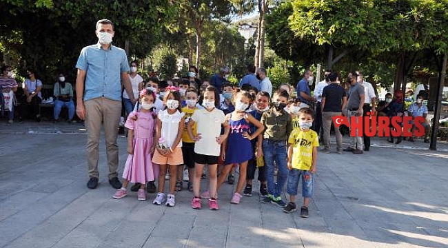 Finike'de İlköğretim Haftası kutlandı
