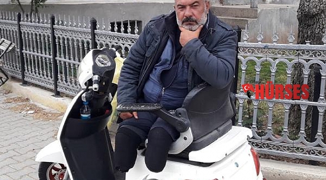 İki bacağını kaybetmesine rağmen hayata küsmedi, koronavirüsten öldü