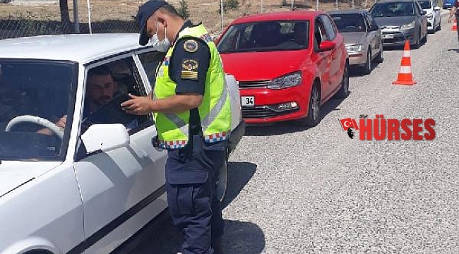 Jandarma 18 bin 500 sürücüyü kontrol etti