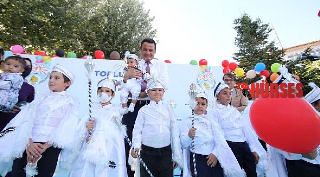 Kaş Belediyesi'nden geleneksel sünnet şöleni